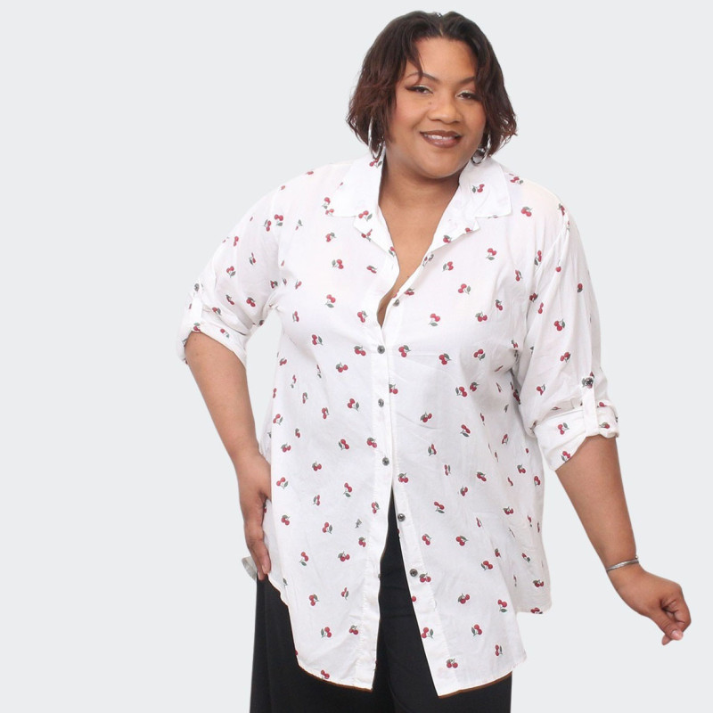 Chemise blanche grande taille motifs cerises - Look frais et élégant