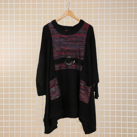 Poncho Asymétrique Noir avec Détails Colorés et Boucle